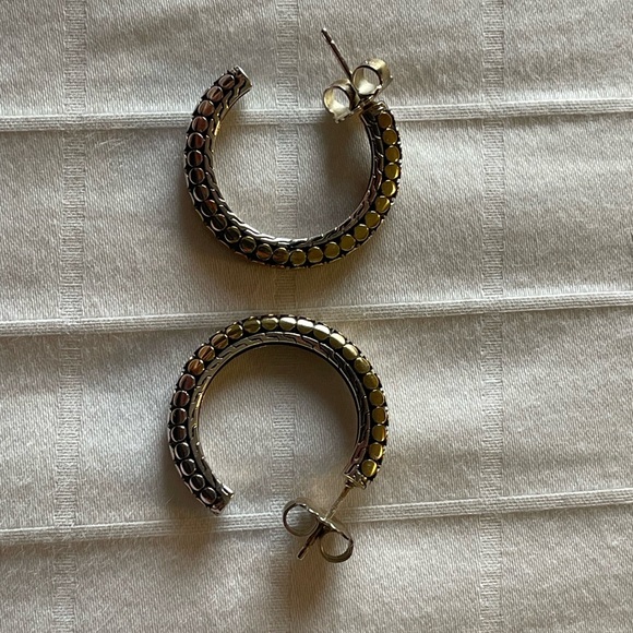 Brand New John Hardy Silver and 18ct Gold Dot earrings - Picture 10 of 14